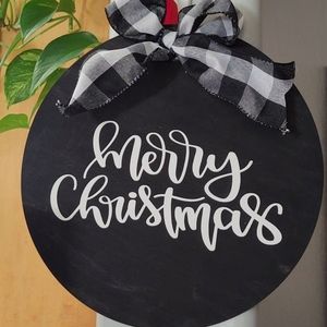 12" Round Wooden Merry Christmas sign